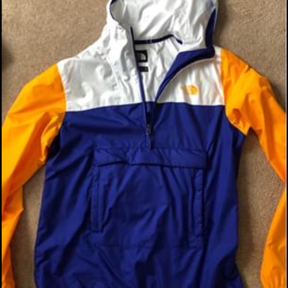 Northface windbreaker
